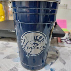 New York Yankees 22 oz  Tumbler Cup